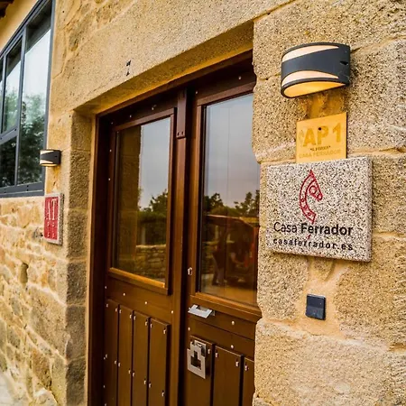 Apartment O Muino Casa Ferrador Ribeira Sacra Barantes
